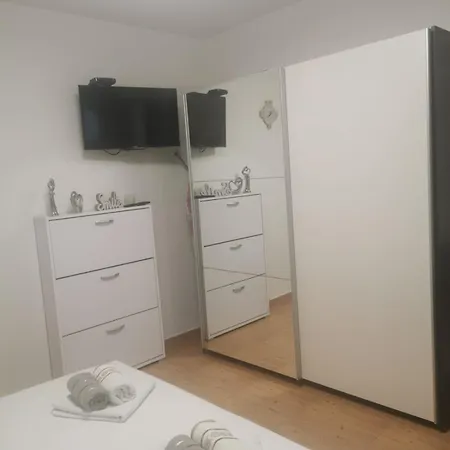 Tomislav Apartment