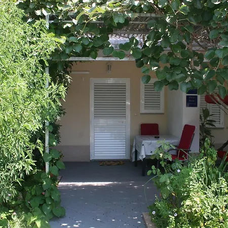 Tomislav Apartment